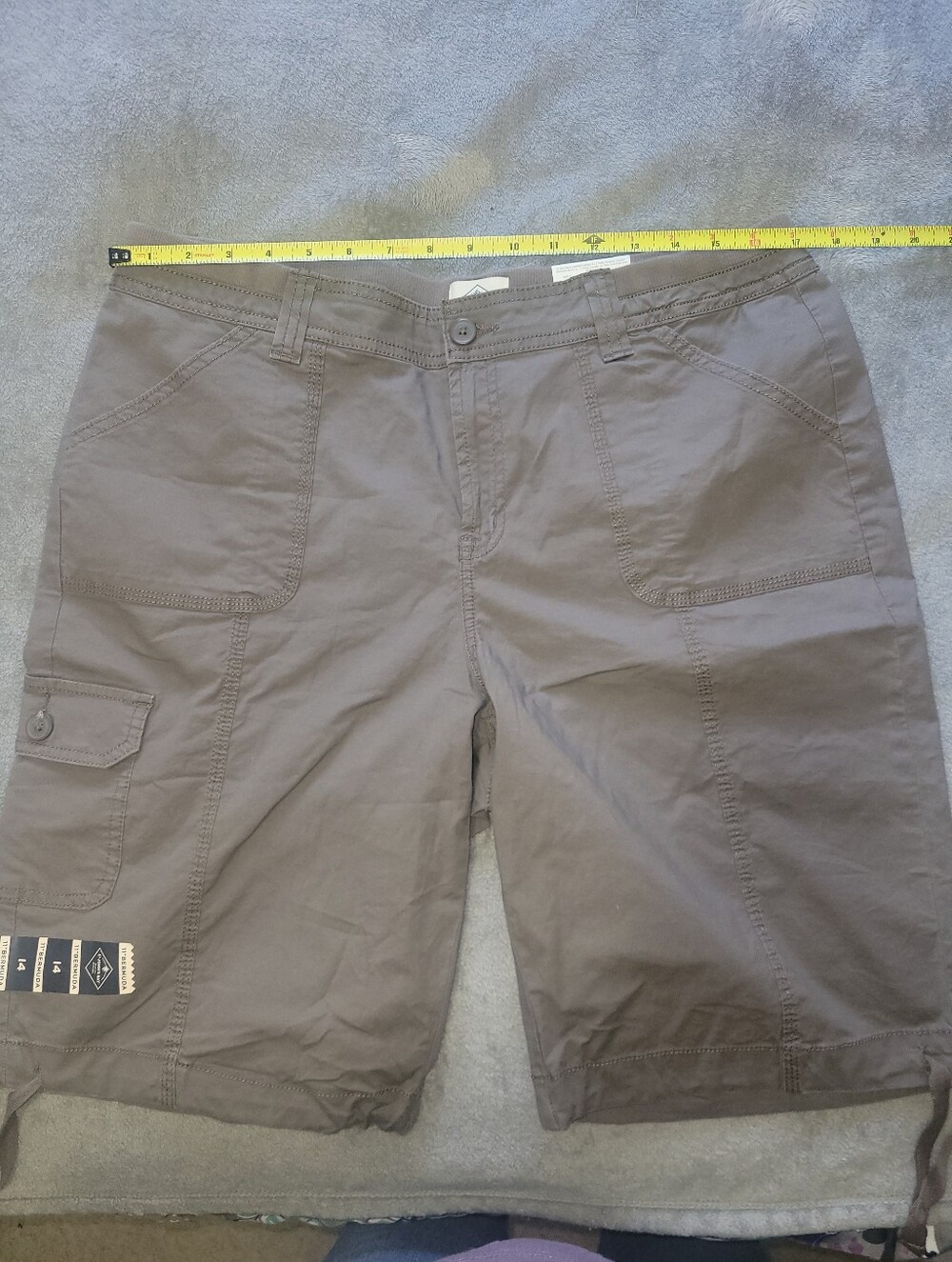 Women's Brown Cargo Shorts - Bermuda